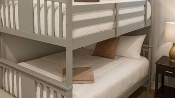 4 bedrooms, desk, iron/ironing board, travel crib