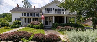 Cayuga Street Retreat