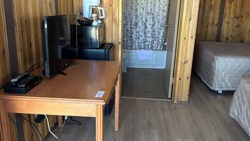 Premium bedding, Select Comfort beds, free WiFi, bed sheets