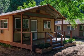 Exterior - Cottage  4. (Somes Bar)
