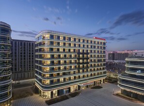 Exterior - Hilton Garden Inn Beijing Daxing International Airport (Daxing)