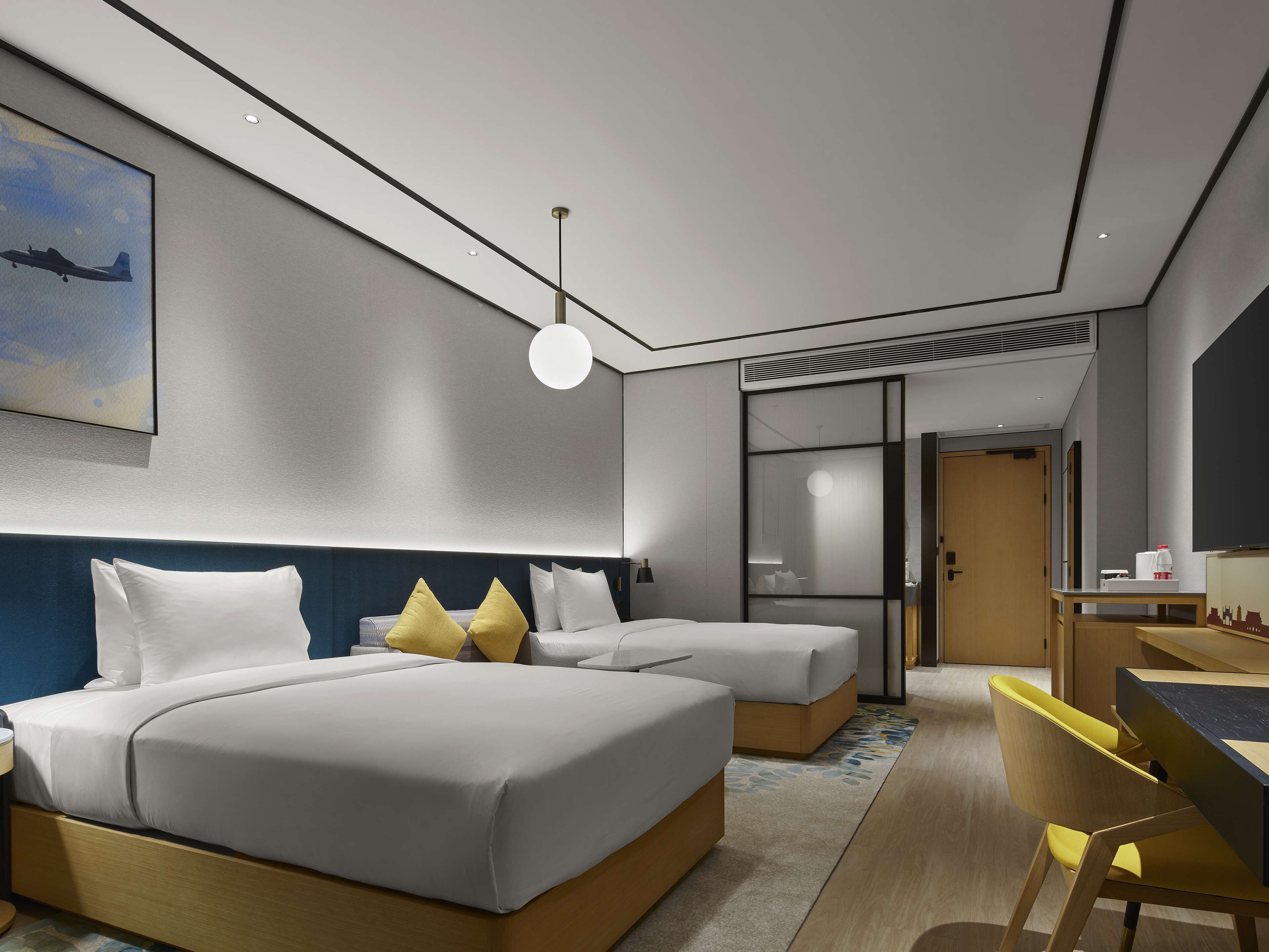 高档床上用品、羽绒被、Select Comfort 床、客房内保险箱