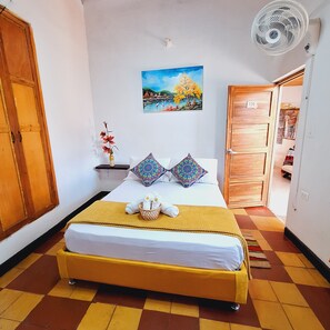 Deluxe Double Room, 1 Double Bed, Courtyard View | Iron/ironing board, free WiFi - HOSTAL COLOMBIAN GOLD  (San Gil)