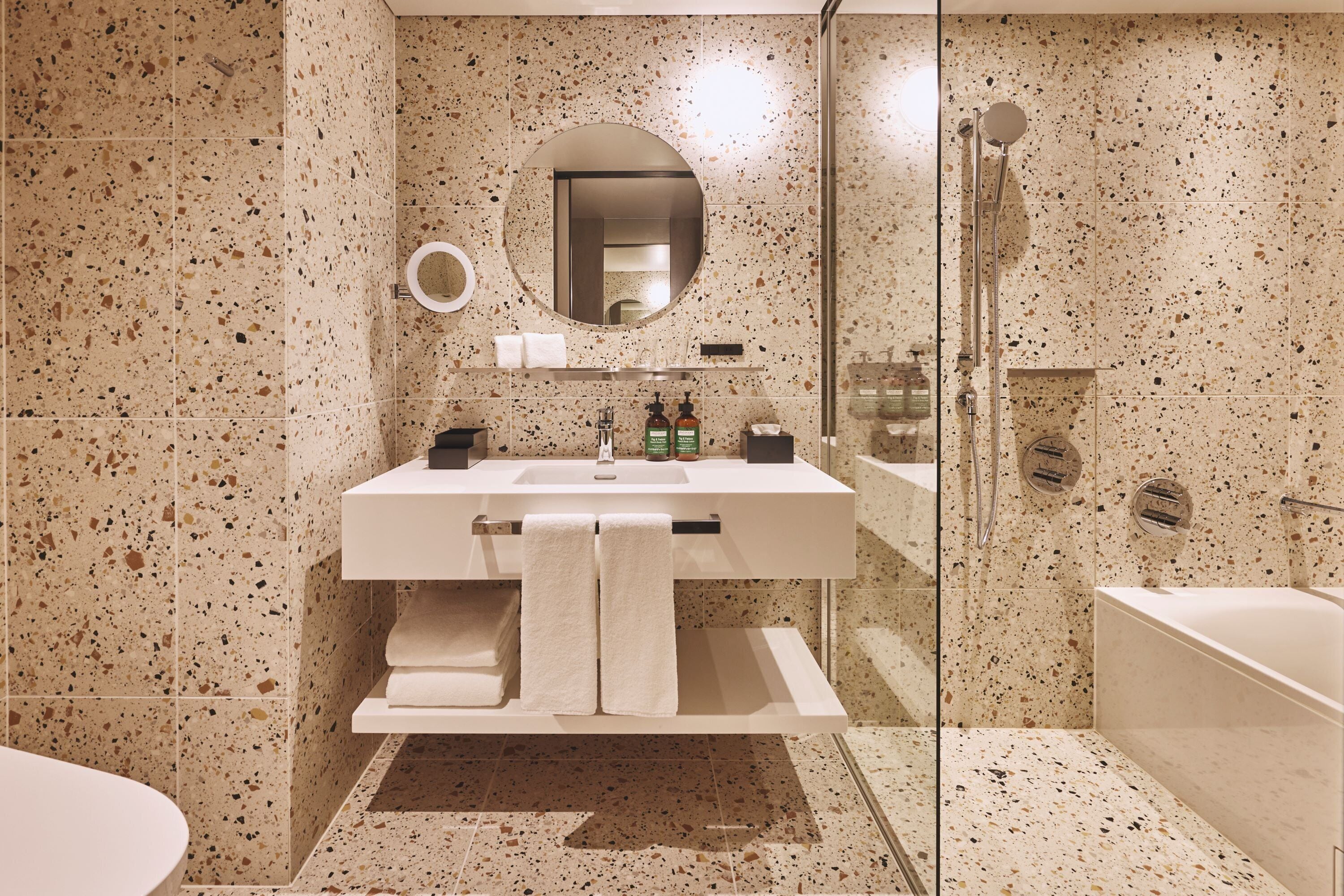 Photo - voco Osaka Central by IHG