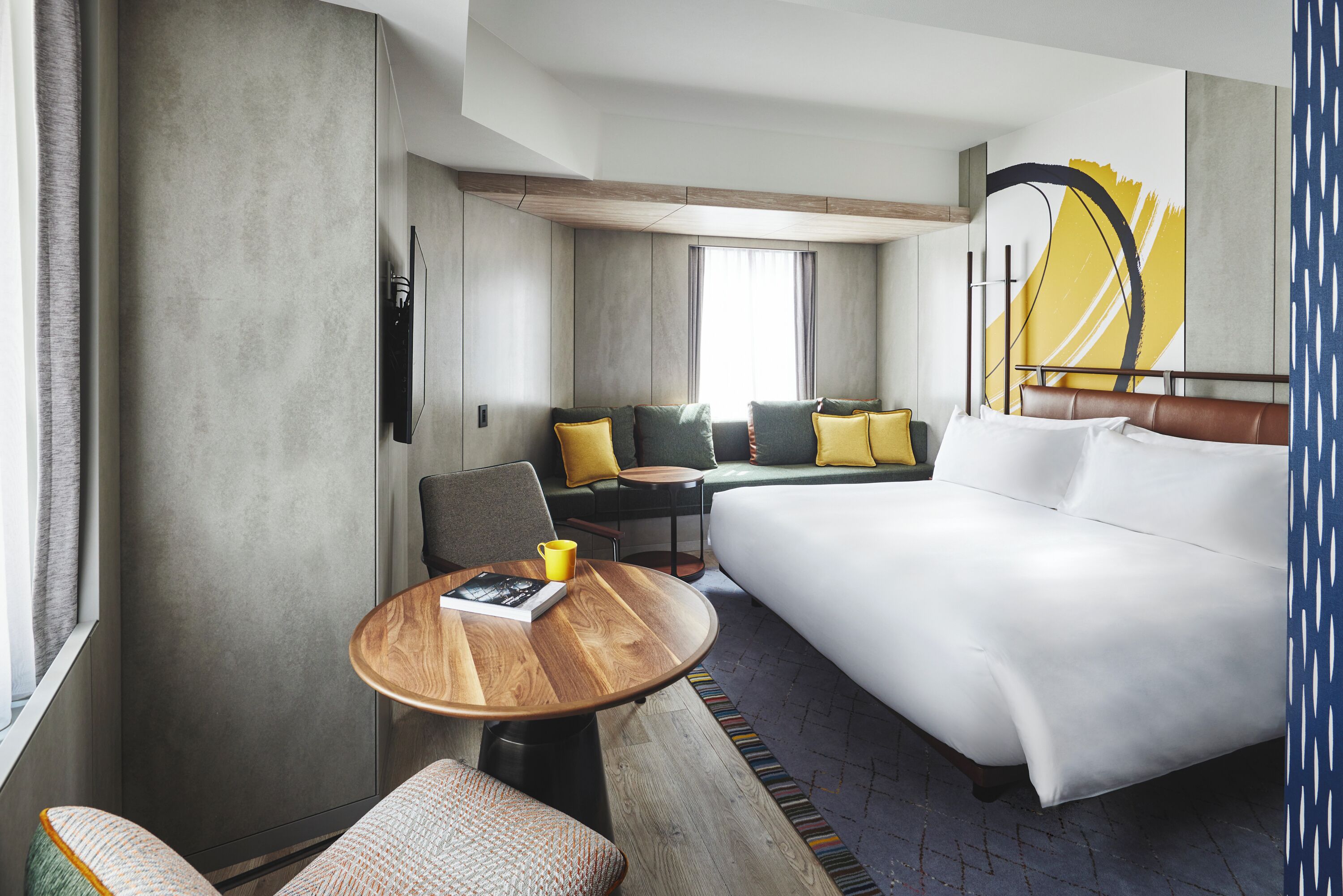 Grand Room, 1 King Bed, Corner | Premium bedding, down comforters, in-room safe, blackout drapes