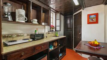 Mini-fridge, microwave, oven, blender