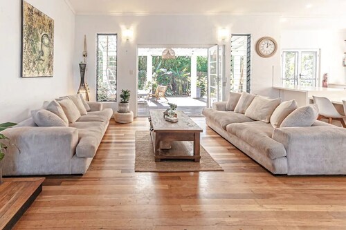 Golden Haven organic retreat with Magna pool