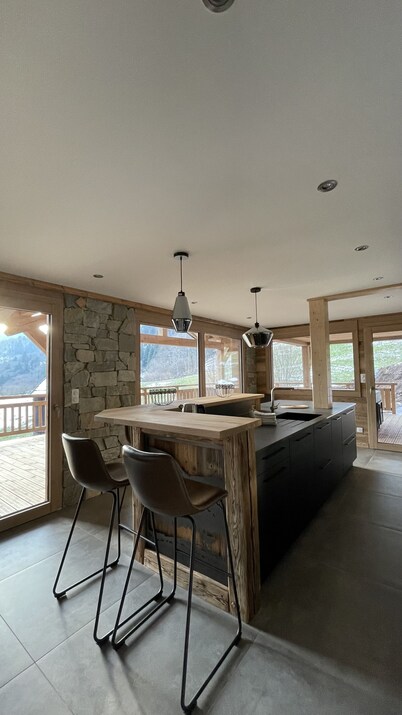 Luxury chalet with SPA area and 90 m2 room for family celebrations,<br>