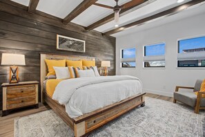 4 bedrooms, iron/ironing board, WiFi, bed sheets