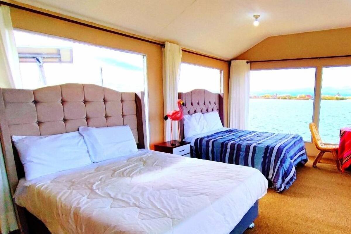 Panoramic Room, Patio, Lake View