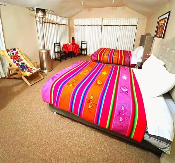 Comfort Room, Patio, Lake View