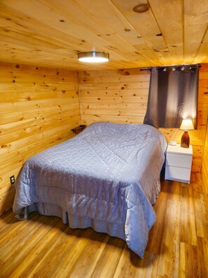 2 dormitoris, un bressol de viatge, wifi gratuïta i roba de llit 