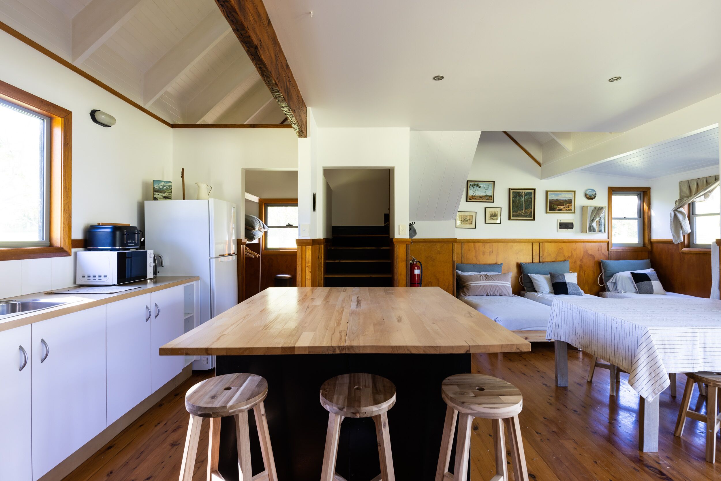 Family Cabin | Living area