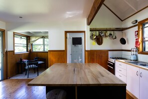 Private kitchen - The Mainstay (Bungwahl)