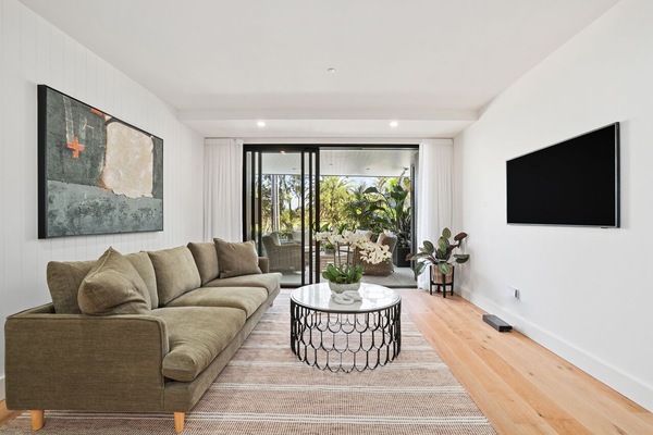 Generous size living area with fireplace to be installed in early 2023.