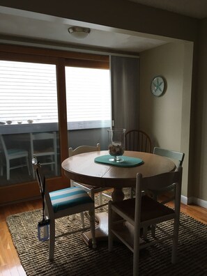 Dining - Location location…min from Good Harbor Beach (Gloucester)