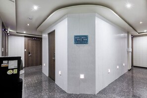 Hallway - GALLERIA HOTEL (Suwon)