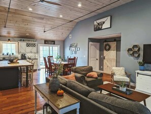 TV, fireplace, books, offices