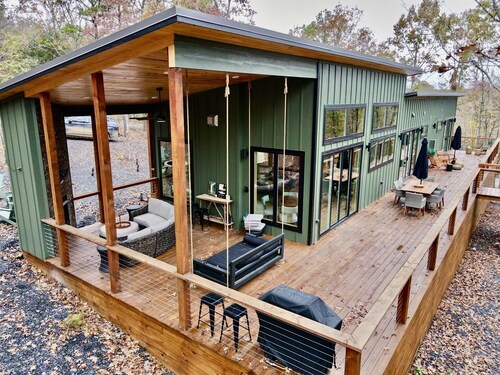 The Fir - 2 Bedroom Cabin