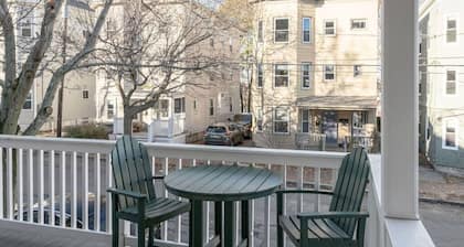 Skyline 138: Charming West End Mansard Penthouse