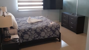 Royal Villa, Pool View, Beachside | 4 bedrooms, Egyptian cotton sheets, premium bedding, free WiFi