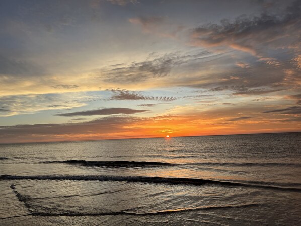 Platja a a prop