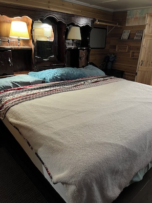 4 chambres, bureau, Wi-Fi gratuit, draps fournis