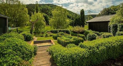 Apartment 'Happynest' with Mountain View, Private Terrace and Wi-Fi