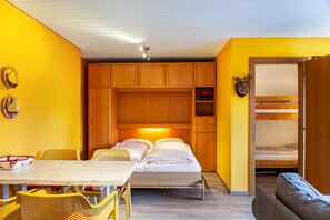 1 chambre, Wi-Fi gratuit, draps fournis