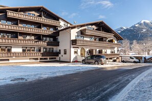 Exterior - Holiday Apartment "Haus Excelsior Top 20" with Mountain View, Balcony & Wi-Fi (Seefeld in Tirol)