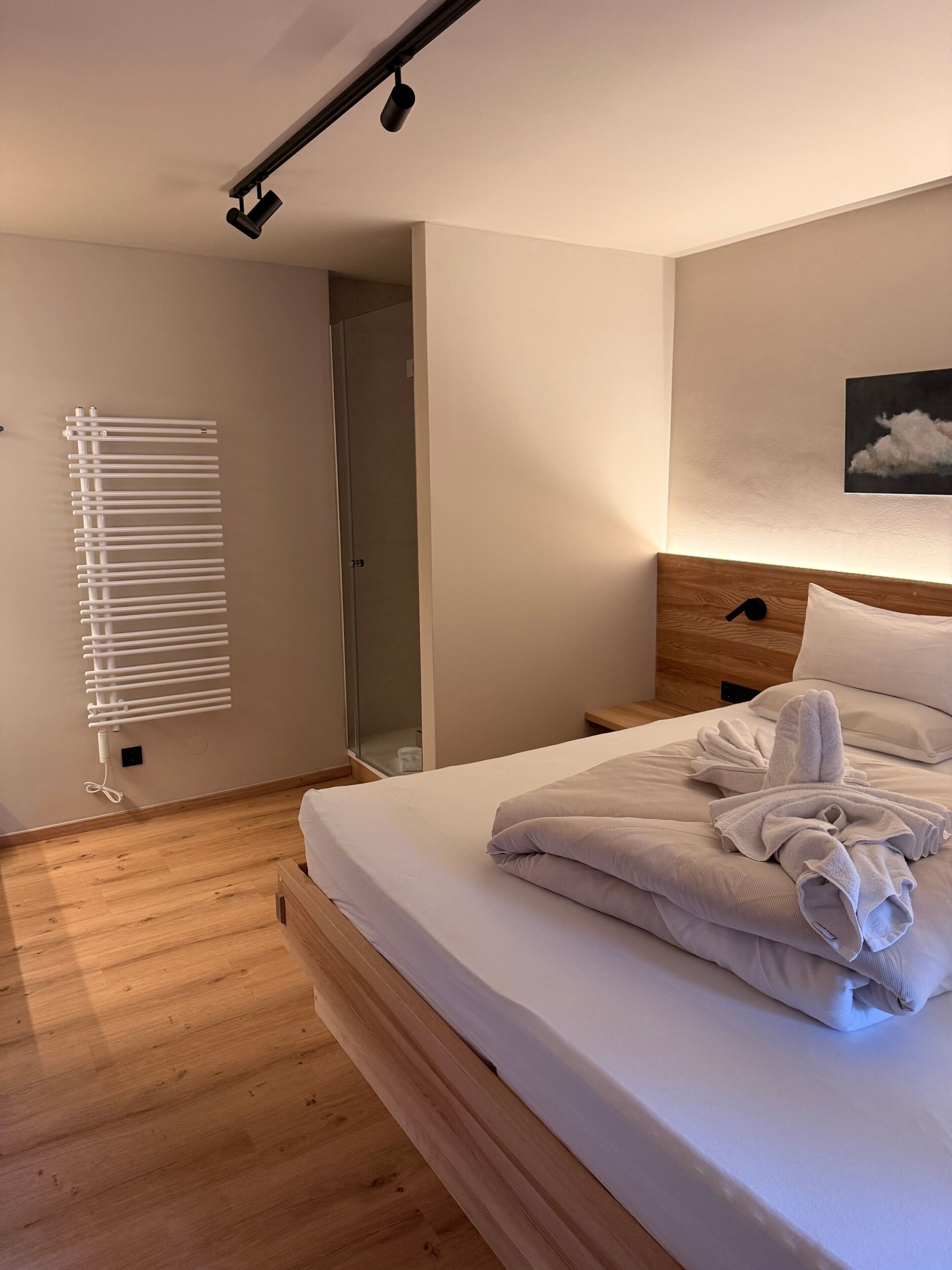 1 quarto, Wi-Fi de cortesia, roupa de cama