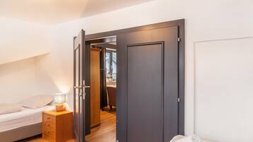2 habitaciones, wifi gratis y ropa de cama