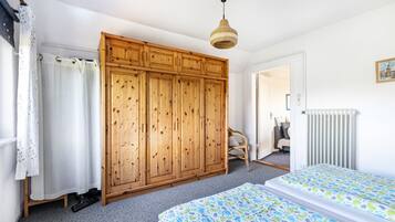 2 bedrooms, free WiFi, bed sheets