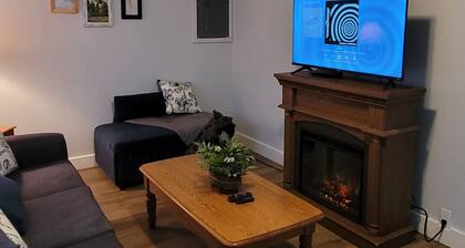 Pet Friendly home by the Stow Ferry