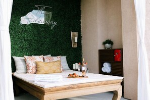 3 habitaciones, escritorio, tabla de planchar con plancha y wifi 