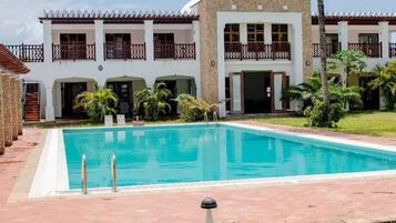 Alberca al aire libre