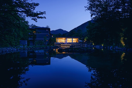 Exterior. Okujozankeionsen Kashogyoen