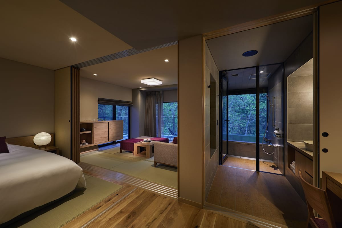 Traditional-Zimmer, Nichtraucher, Balkon (Japanese Suite,Hotspring,Kurenai) | Daunenbettdecken, Zimmersafe, individuell dekoriert, Schreibtisch