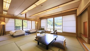 Japanese Western-style room private hot spring bath, Non Smoking | In-room safe, free WiFi, bed sheets