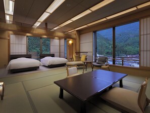 Japanese Western-style room private hot spring bath, Non Smoking | In-room safe, free WiFi, bed sheets - bankokuya (Tsuruoka)
