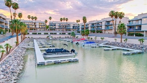 Marina - Riverfront w/ Private Dock and Marina | Sleeps 8 (Bullhead City)