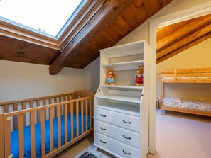 3 Schlafzimmer, Schreibtisch, Internetzugang