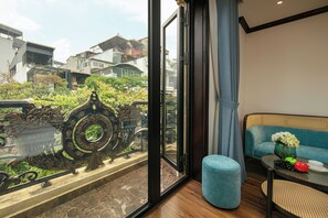 Junior Double Room | Premium bedding, pillow-top beds, free minibar items, in-room safe - Media Central Hotel & Spa (Hanoi)