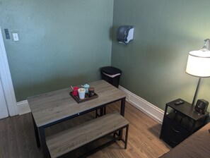 City Tek Kişilik Oda, Ortak Banyo, Okyanus Manzaralı