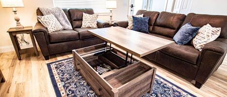 Smart-TV, peis og DVD-spiller