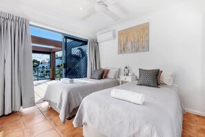 4 bedrooms