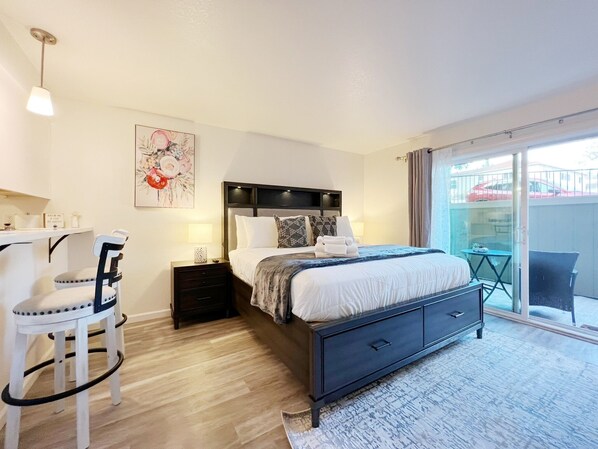 1 bedroom, desk, iron/ironing board, free WiFi