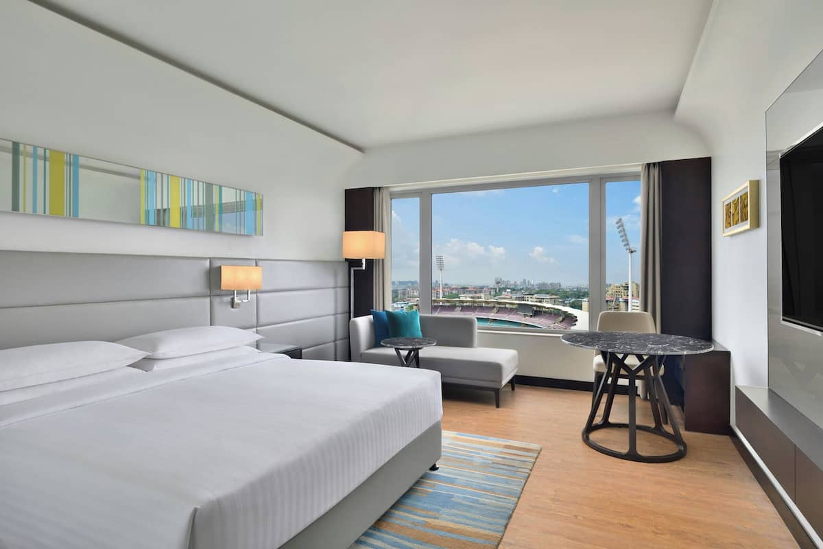 Peralatan tempat tidur premium, gebar bulu kapas, peti besi dalam bilik 
