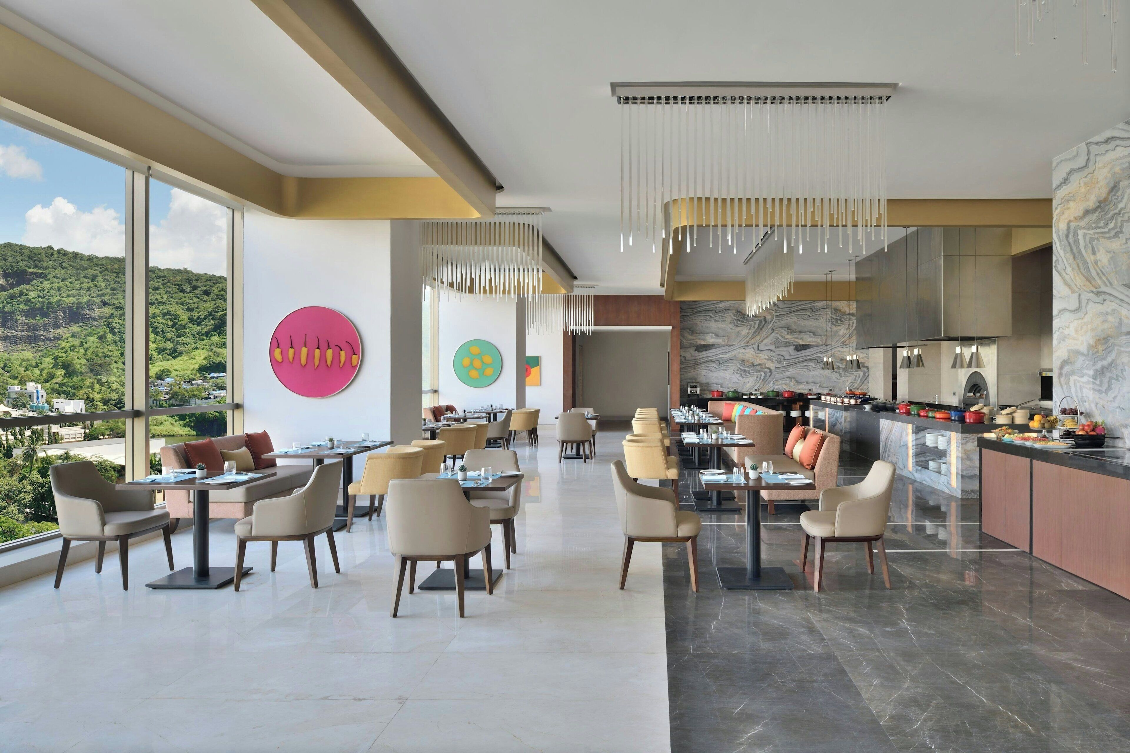 4 restaurants, dinner served, Indian cuisine