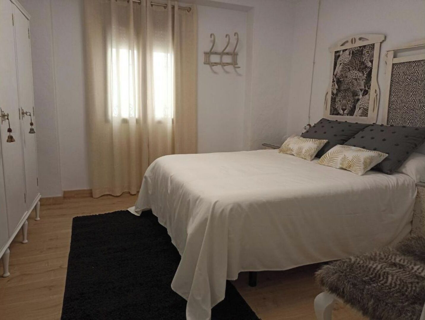 2 chambres, fer et planche à repasser, Wi-Fi gratuit, draps fournis
